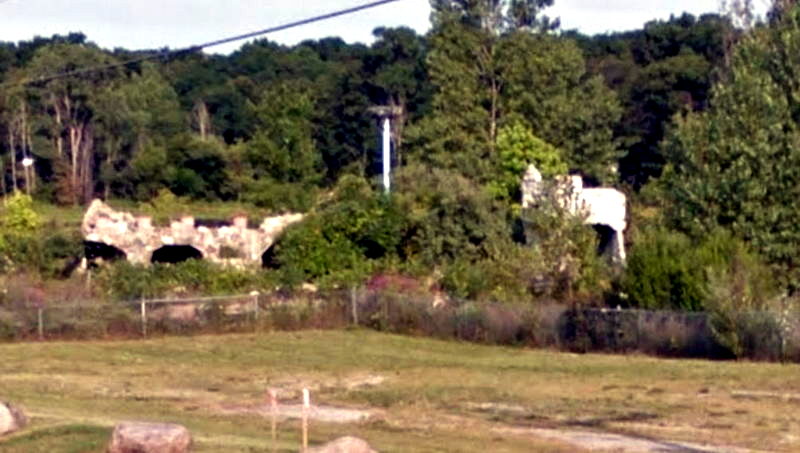 Irish Hills Fun Center - 2014 Street View (newer photo)